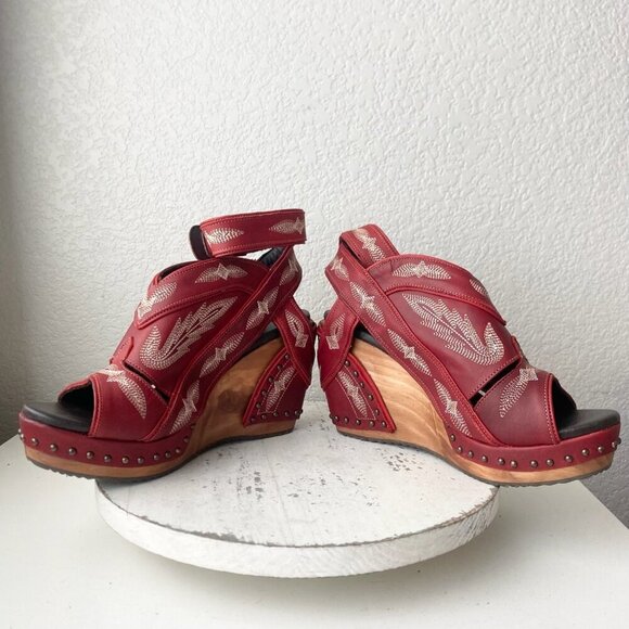 Lane Boots LEXINGTON Womens Red Wedges 10 Western Sandals Cowgirl Wooden Heels - Picture 7 of 11